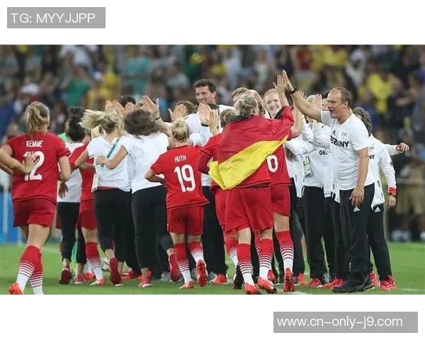 2016年女足奥运会精彩对决德国队与加拿大队的巅峰之战回顾