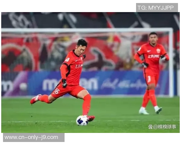 海港1-3又输了!为难纪录难破,颜骏凌迎路程“悲” !中超冠军垫底